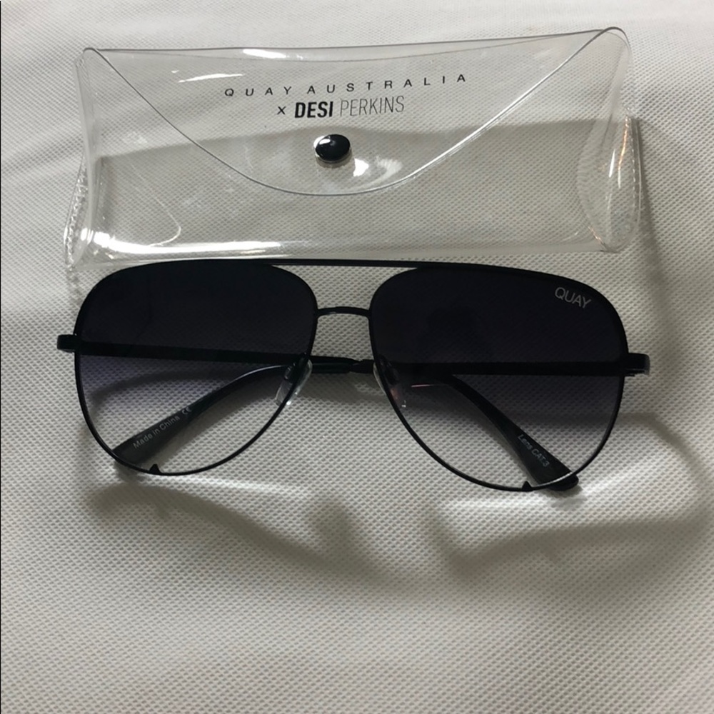 Authentic Quay X Desi Perkins sunglasses